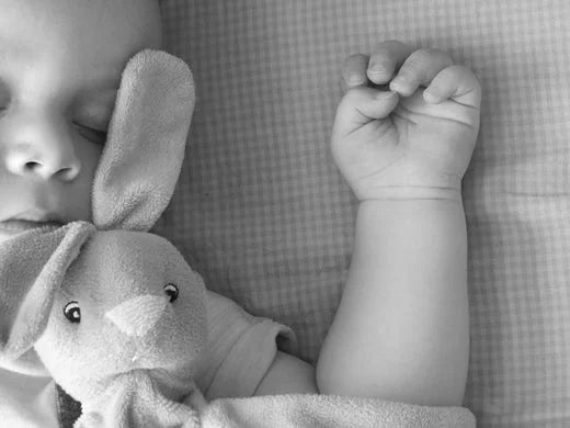 Sleeping Tips For You And Your Baby | brush baby first toothbrushes